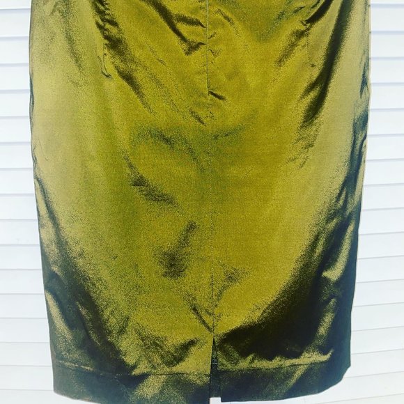 unique skirt - Picture 3 of 3